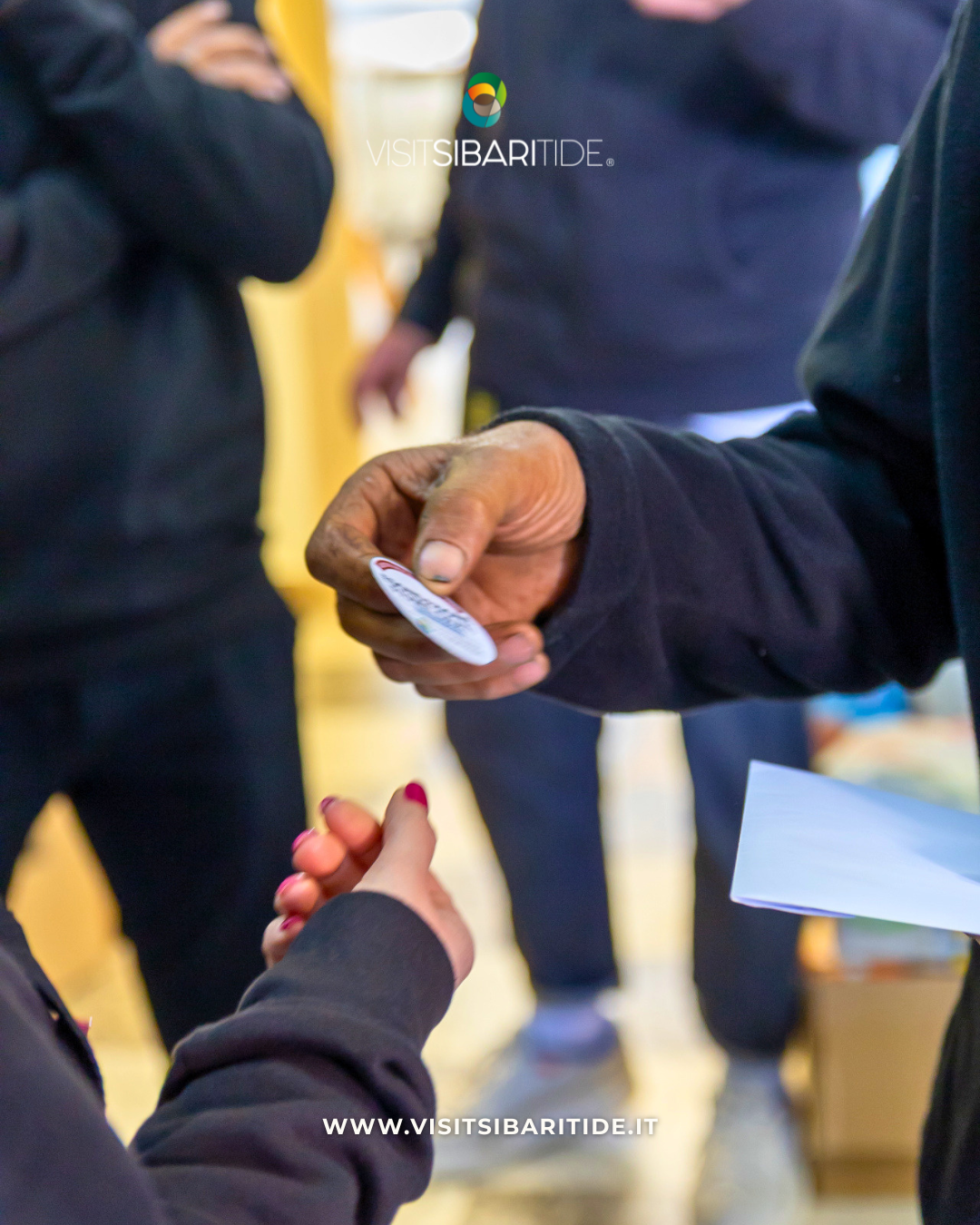 La forza della solidarietà: consegnati gli aiuti alle famiglie colpite dall’alluvione del Crati